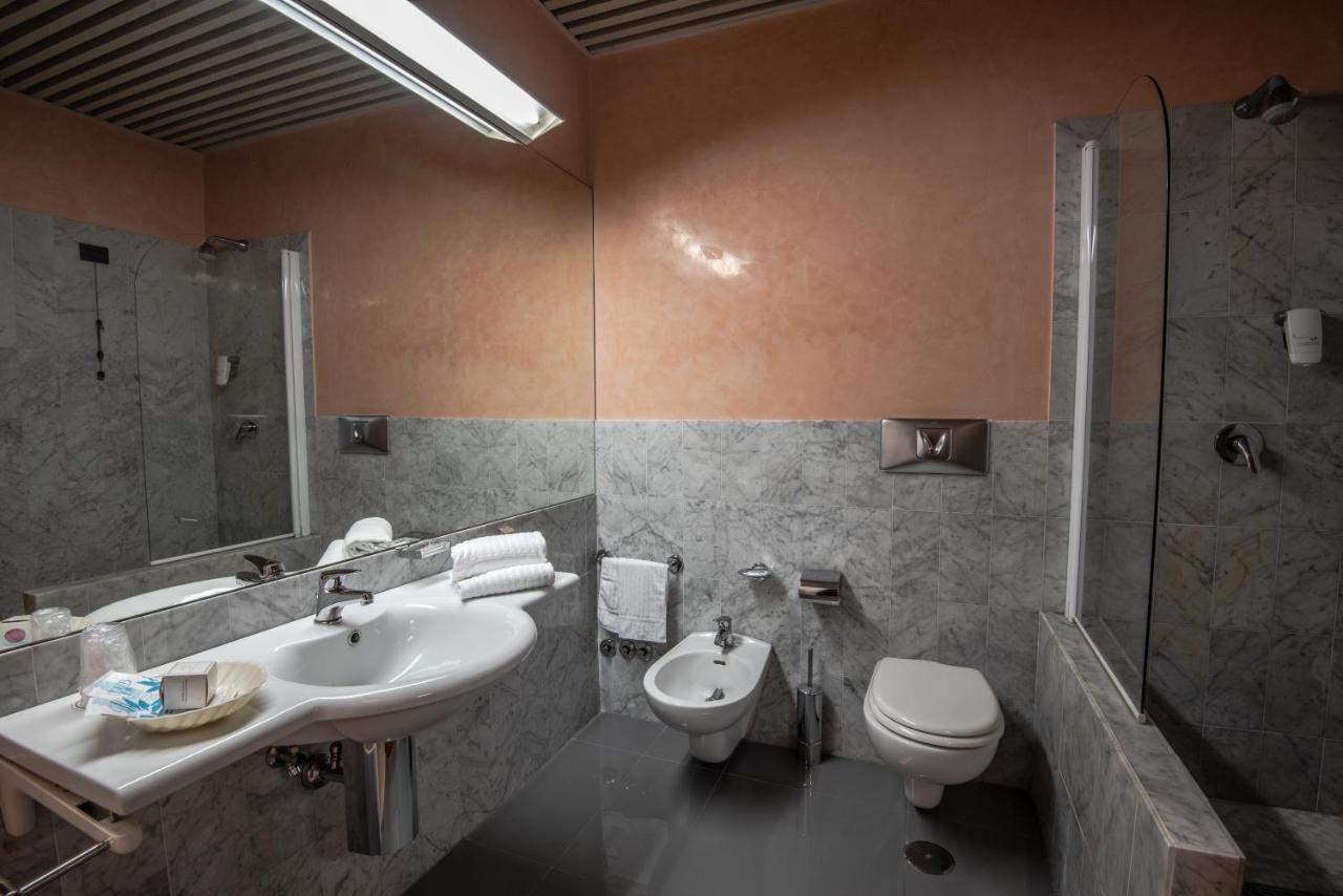 Petra Hotell 4*